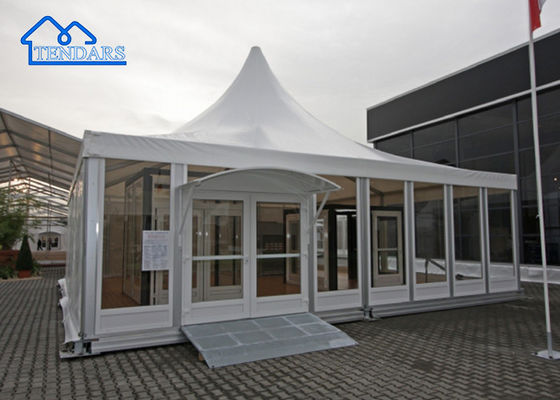 5x5m Alüminyum Pagoda Çadırı Elegant resepsiyonlar için Galvanize Alüminyum Çok Katmanlı Tarzlı UV-Dayanıklı Çatı